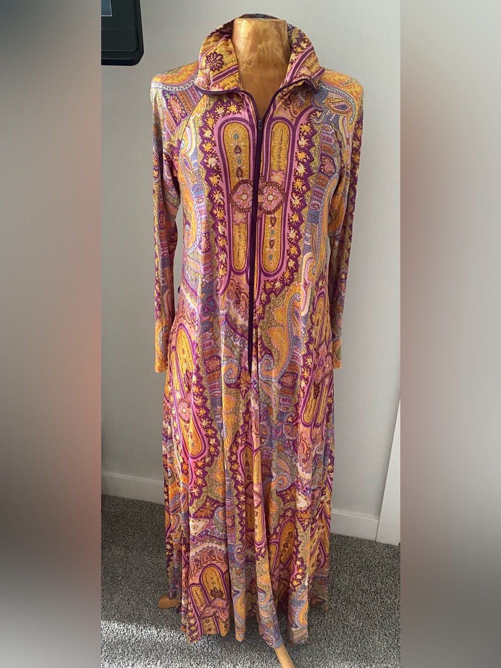 Vintage 1970 Sears kaftan lounge Paisley Zip Front Dress psychedelic hippie boho